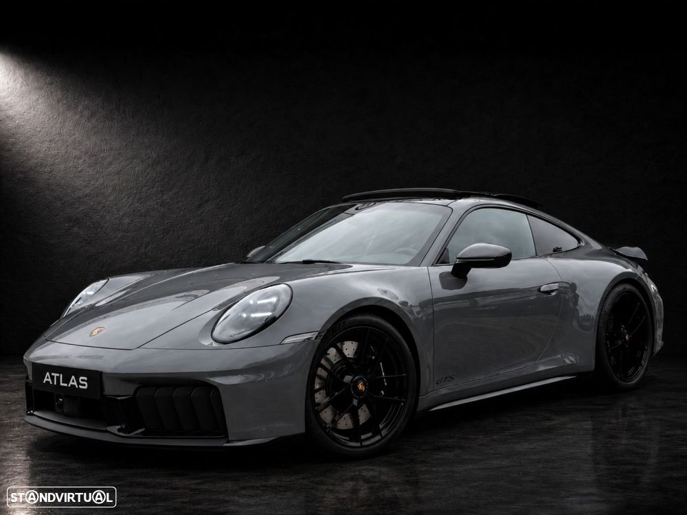 Porsche 911 (992) Carrera 4 GTS - 2