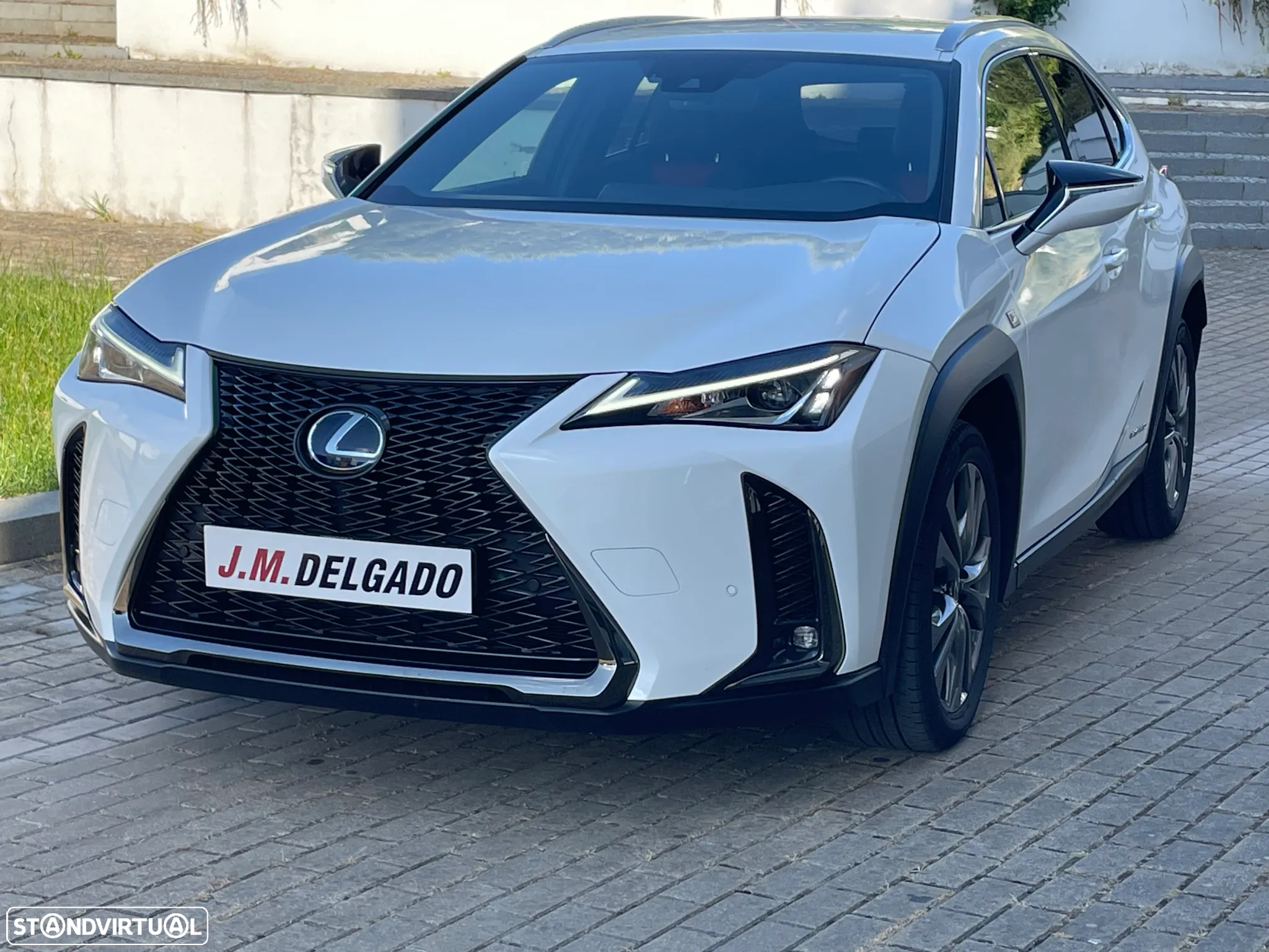 Lexus UX 250h F Sport - 3