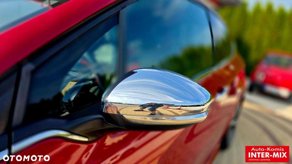 Peugeot 208 2014