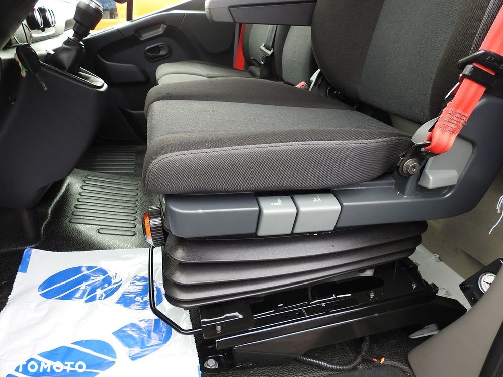 Renault MASTER PLANDEKA 10 PALET TEMPOMAT KLIMATYZACJA LEDY PNEUMATYKA  165KM - 28