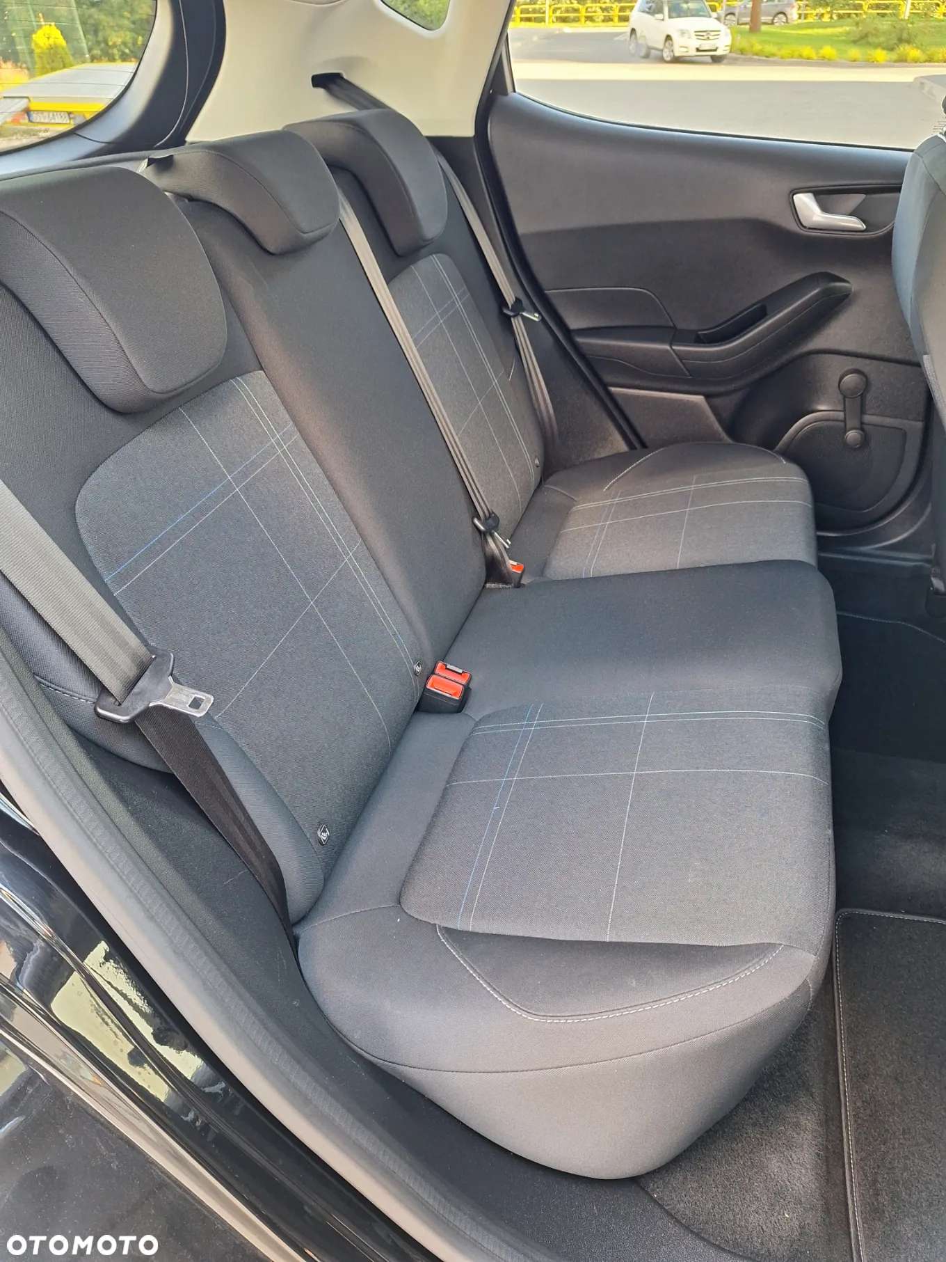 Ford Fiesta 1.0 EcoBoost Titanium X - 27