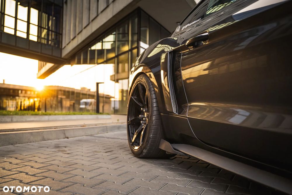 Ford Mustang 5.0 V8 GT - 8