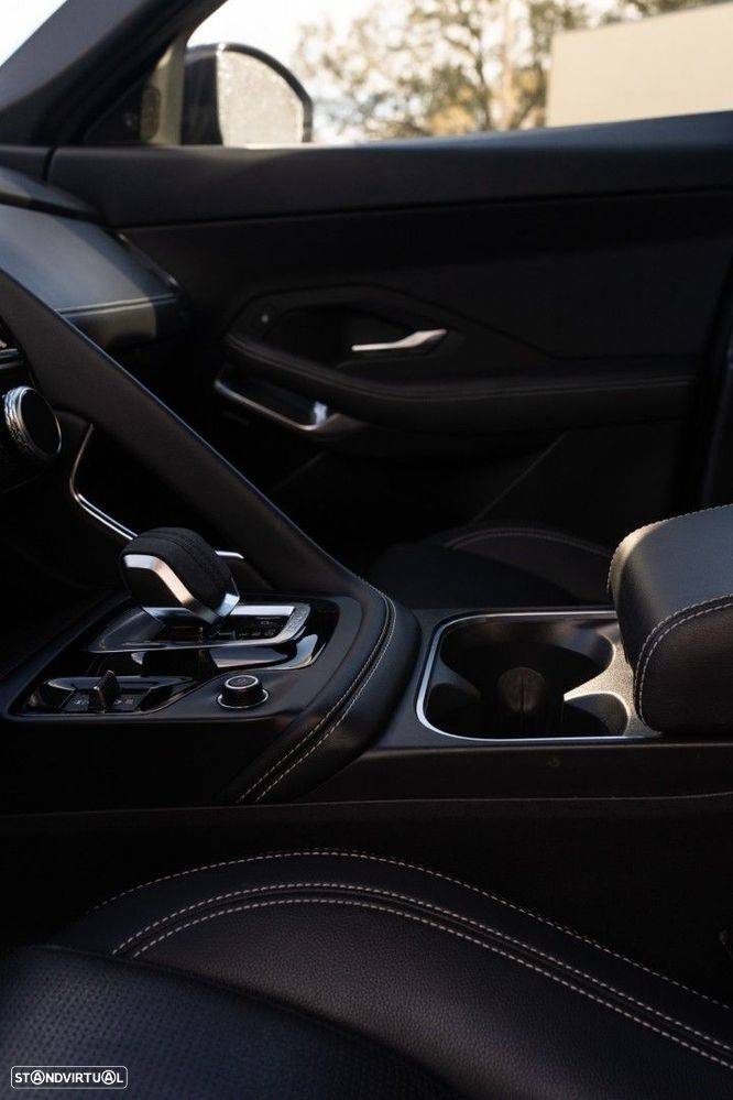 Jaguar E-Pace 1.5 P300e R-Dynamic SE AWD Aut. - 16