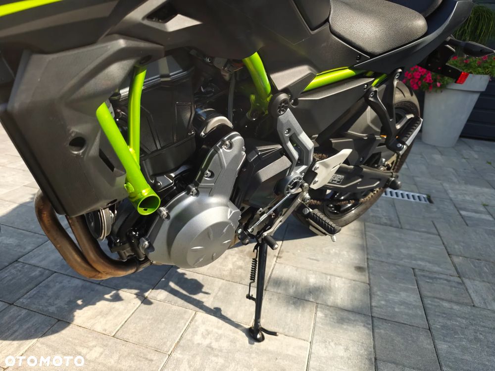 Kawasaki Z 650 - 25
