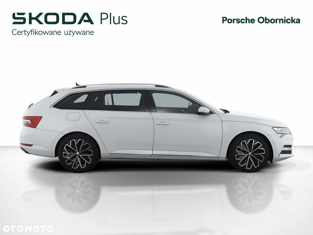 Skoda Superb 2023 photo 3