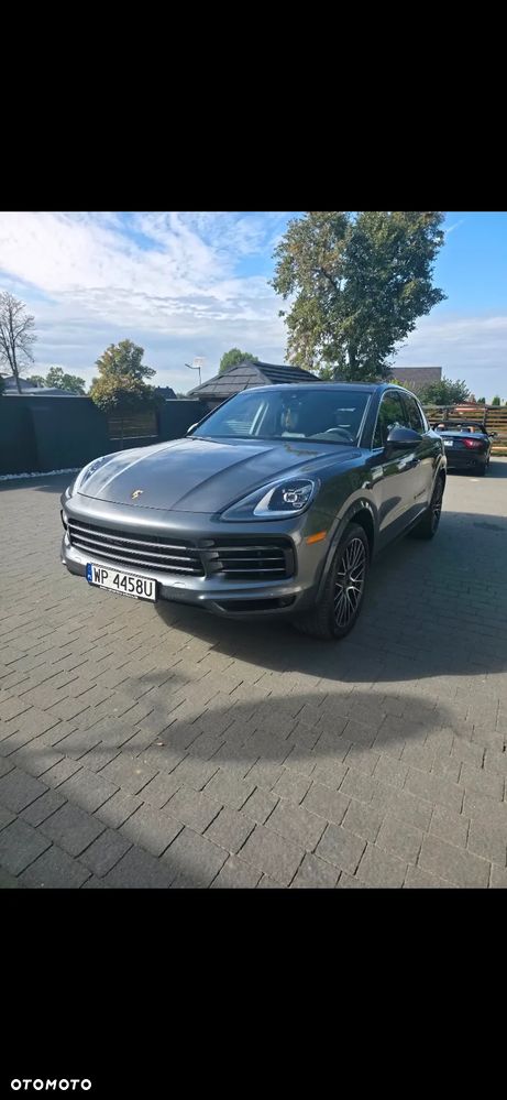 Porsche Cayenne Standard - 1