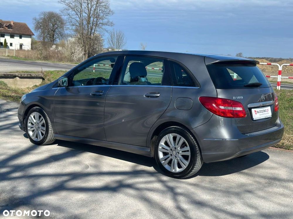 Mercedes-Benz Klasa B - 16