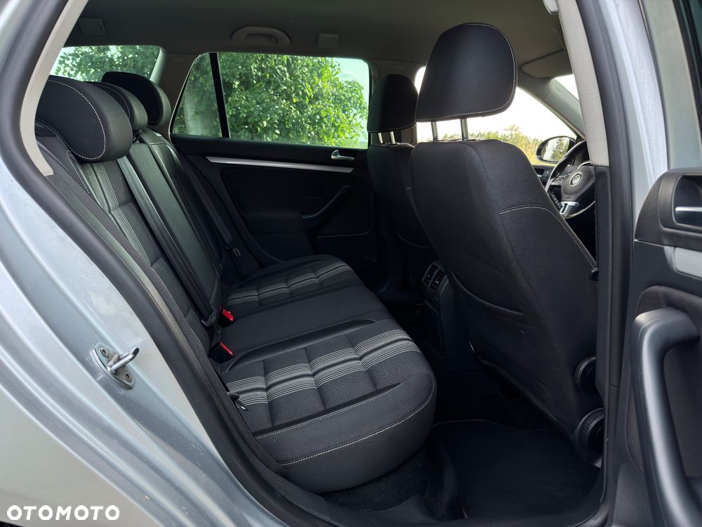 Volkswagen Golf 1.6 TDI BlueMotion Technology DSG Comfortline - 12