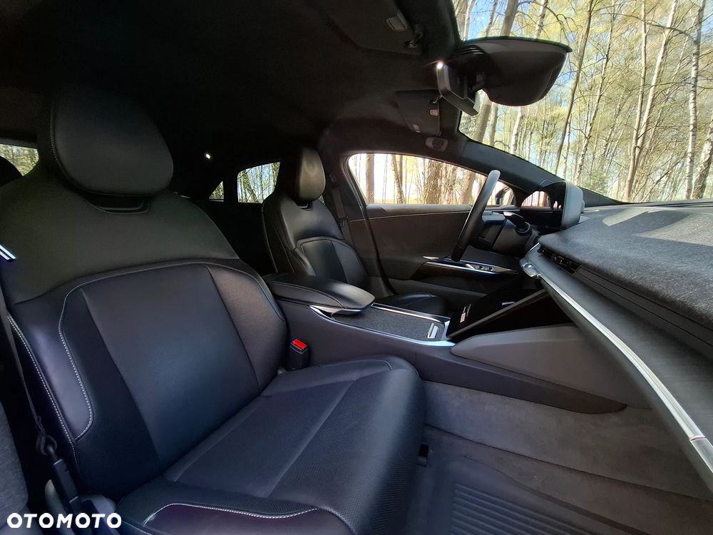 Lucid Air - 11
