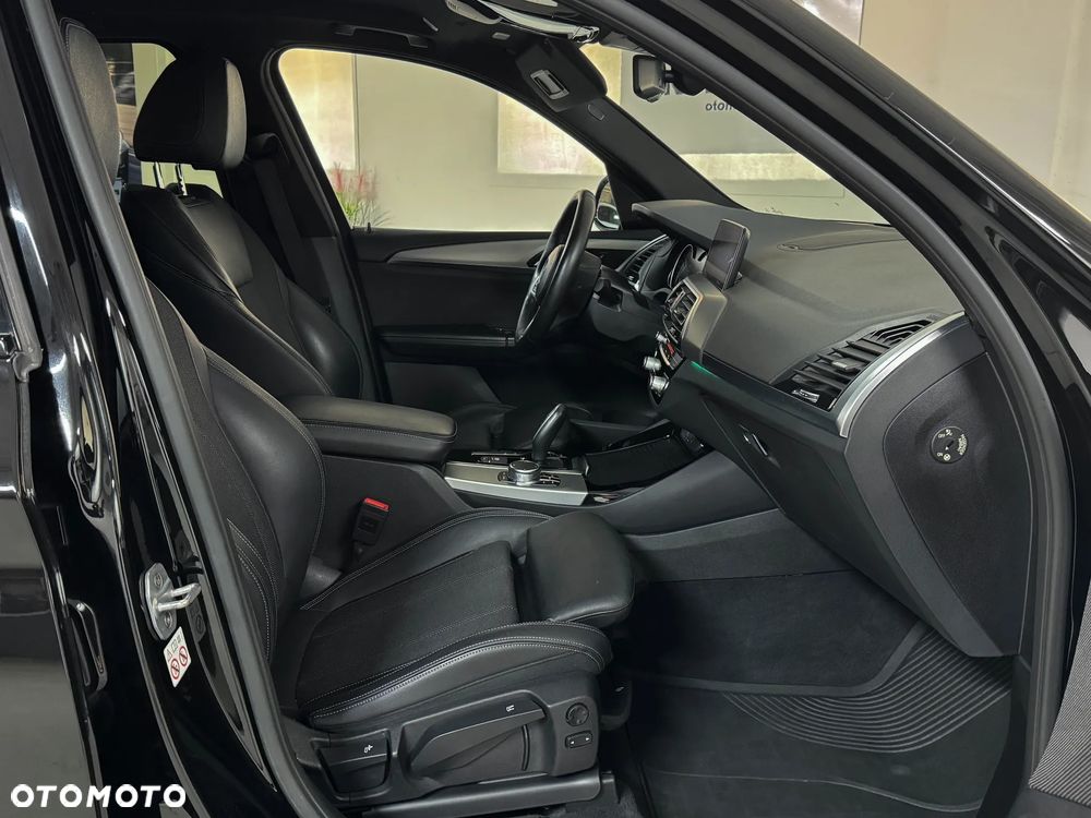 BMW X3 xDrive20d sport - 23