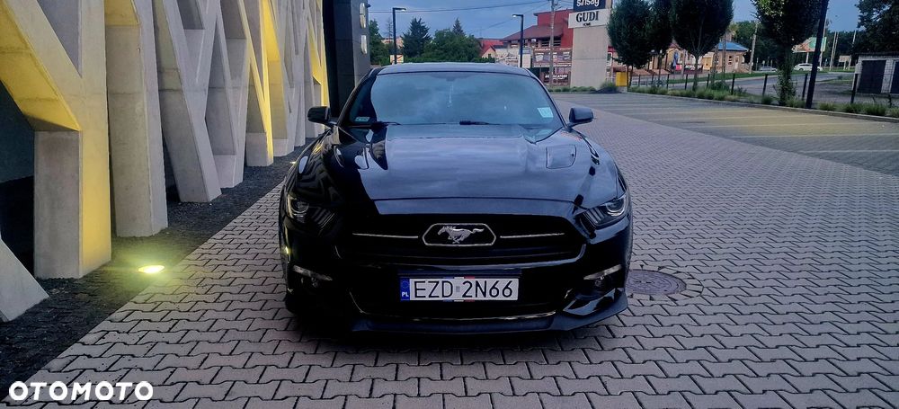 Ford Mustang - 5