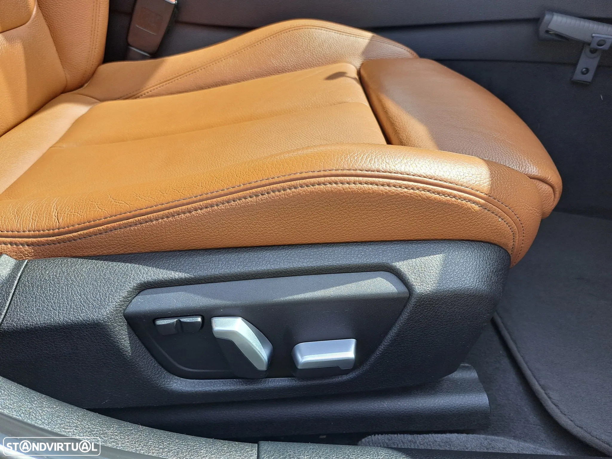 BMW 320 d Touring Aut. Efficient Dynamics Edition Luxury Line - 25