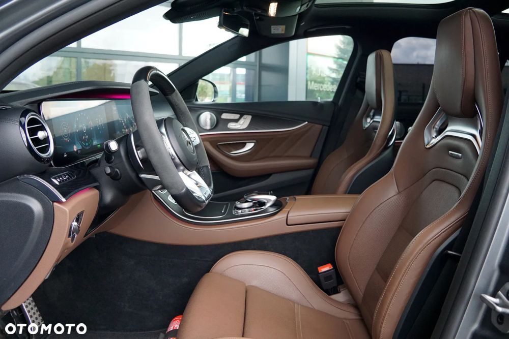 Mercedes-Benz Klasa E AMG 53 4-Matic+ - 21