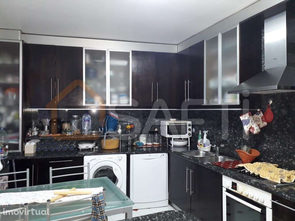 Moradia em pleno Centro Histórico de Vila Nova de Cerveira - Grande imagem: 2/13