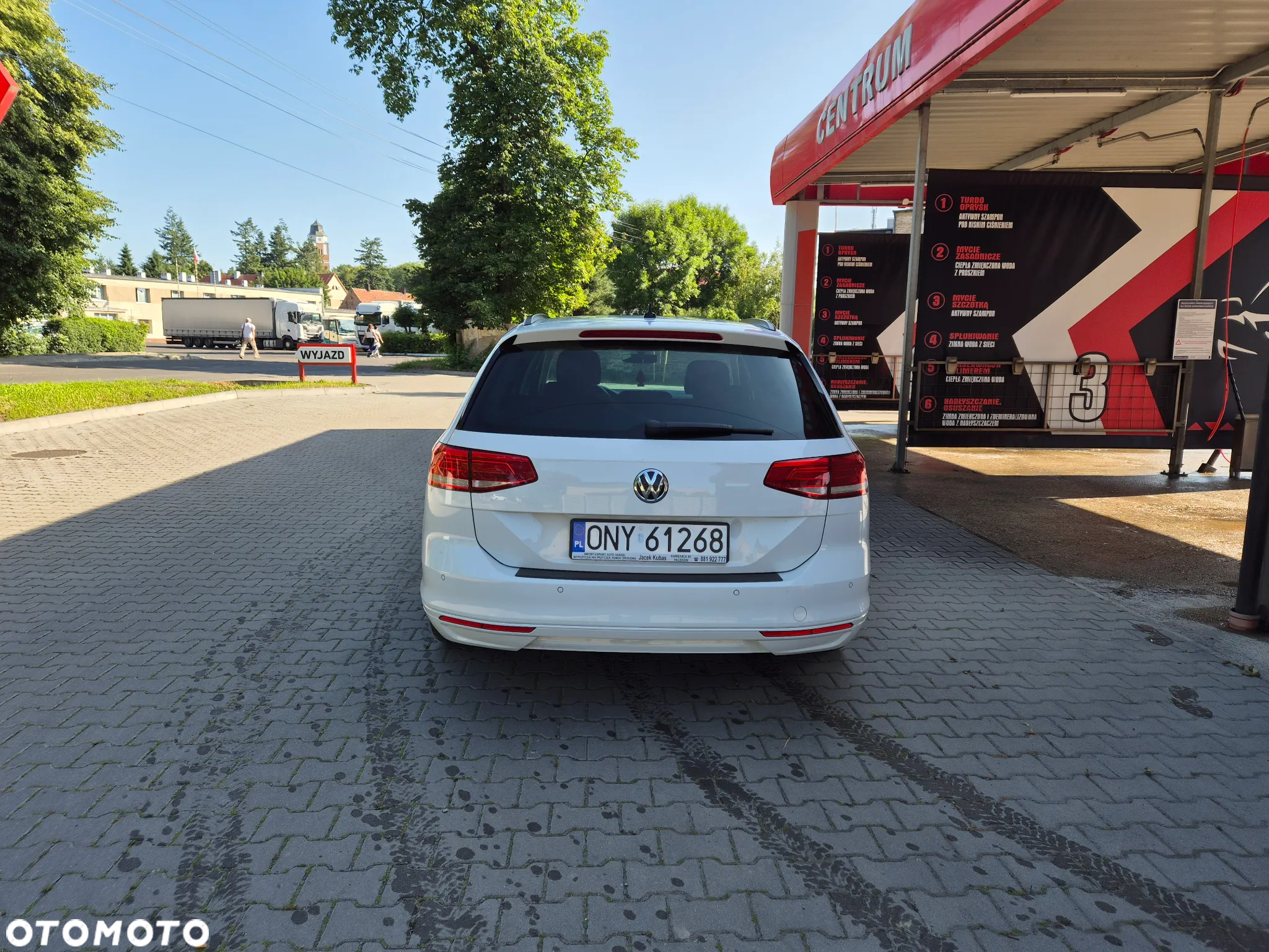 Volkswagen Passat - 6