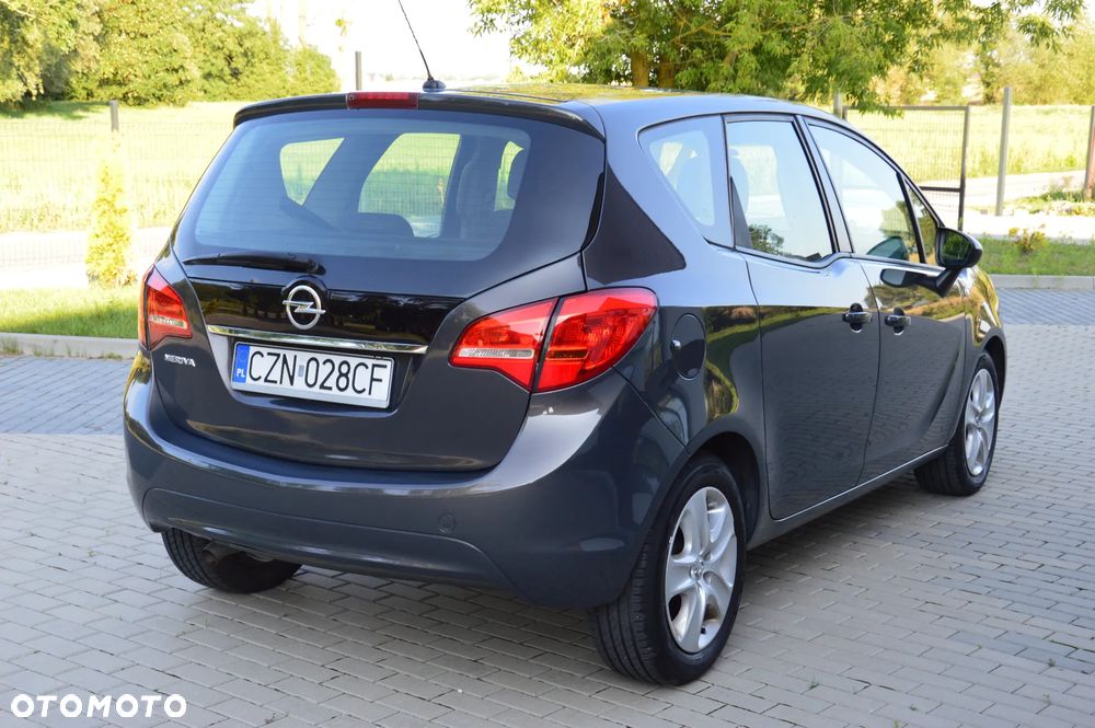 Opel Meriva - 12