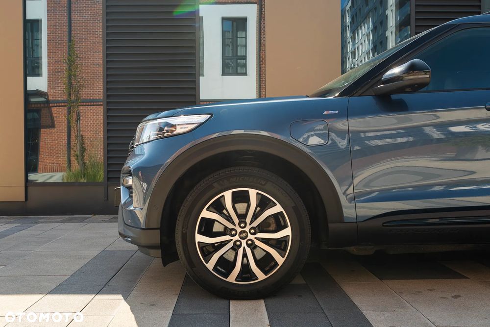 Ford Explorer 3.0 EcoBoost PHEV 4WD ST-Line - 10