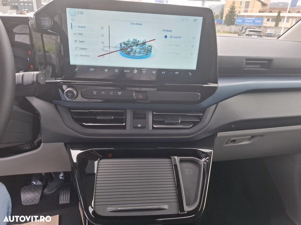 Ford Tourneo Custom - 18