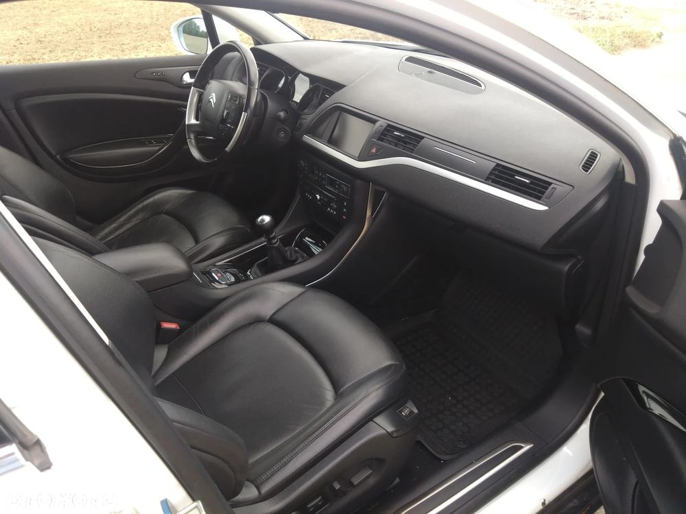 Citroën C5 2.0 HDi Exclusive - 24