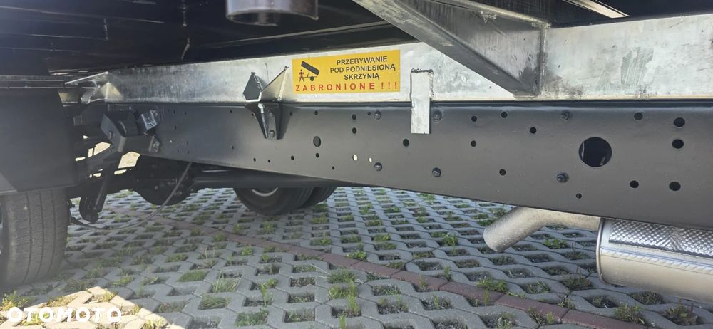 Iveco DAILY - 18