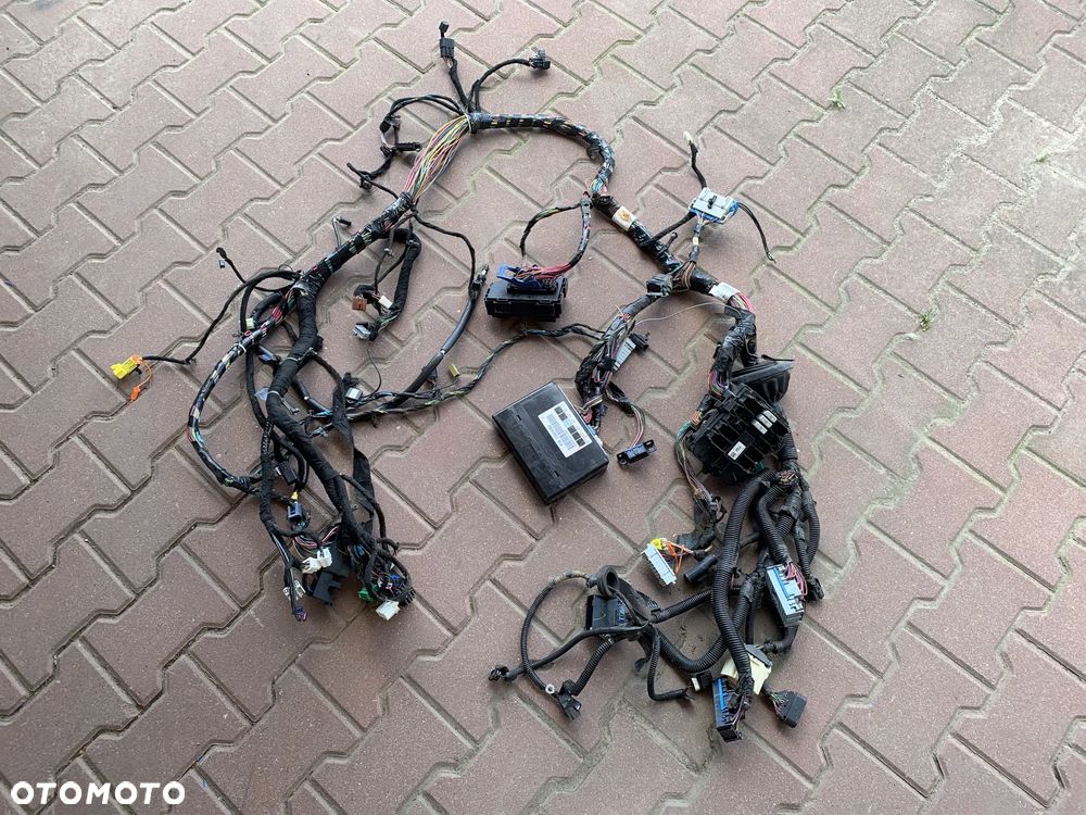 CADILLAC ESCALADE III 6,2 V8 2006-2014 WIĄZKA ELEKTRYCZNA KABINY KABLE PRZEWODY DESKI ROZDZIELCZEJ KONSOLI MODUŁ KOMFORTU - 1