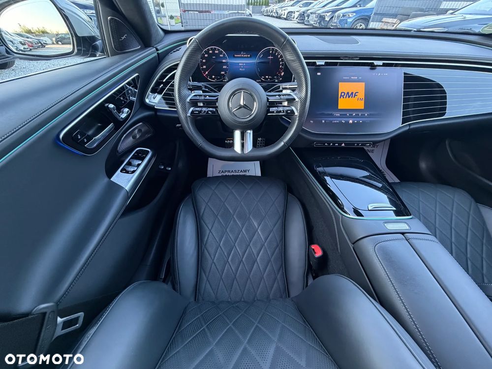 Mercedes-Benz Klasa E 400e 4Matic 9G-TRONIC AMG Line NIGHT Edition - 39