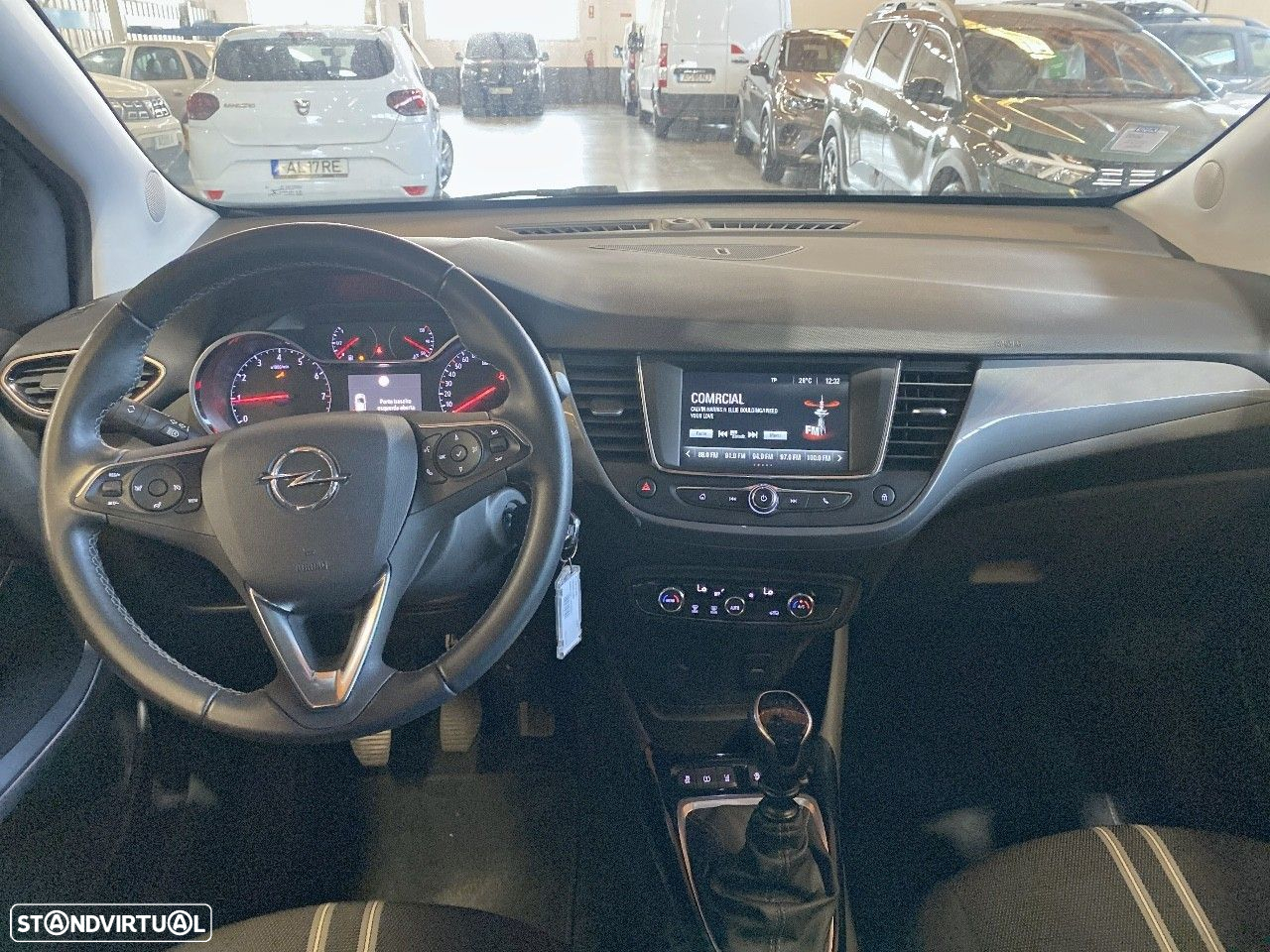 Opel Crossland 1.2 T Design & Tech - 8