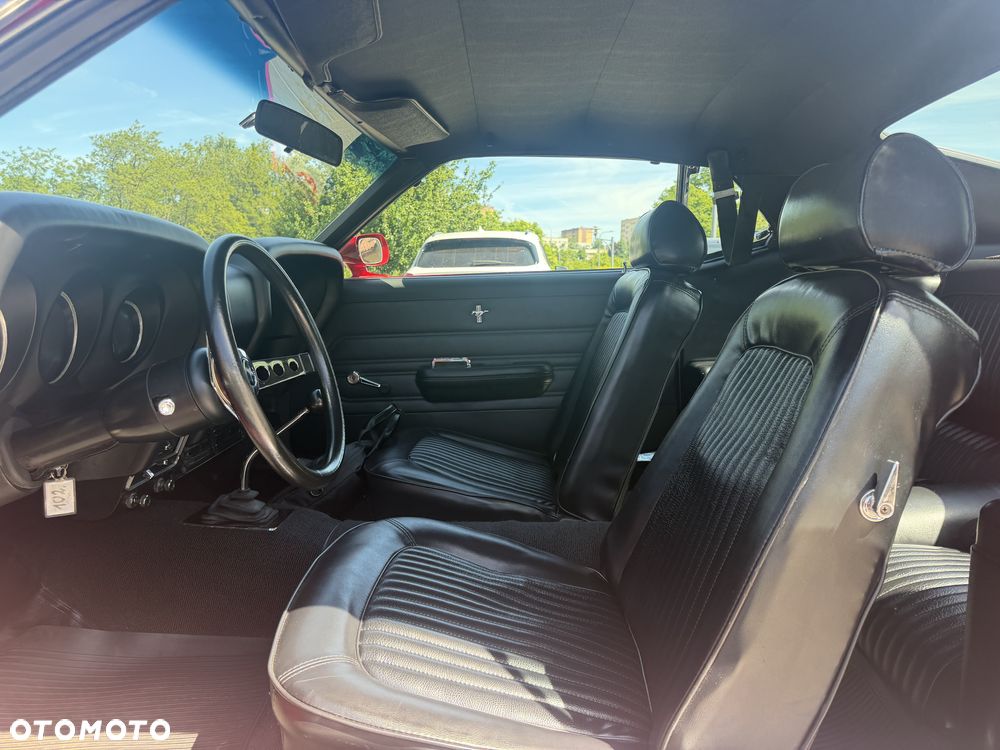 Ford Mustang - 15