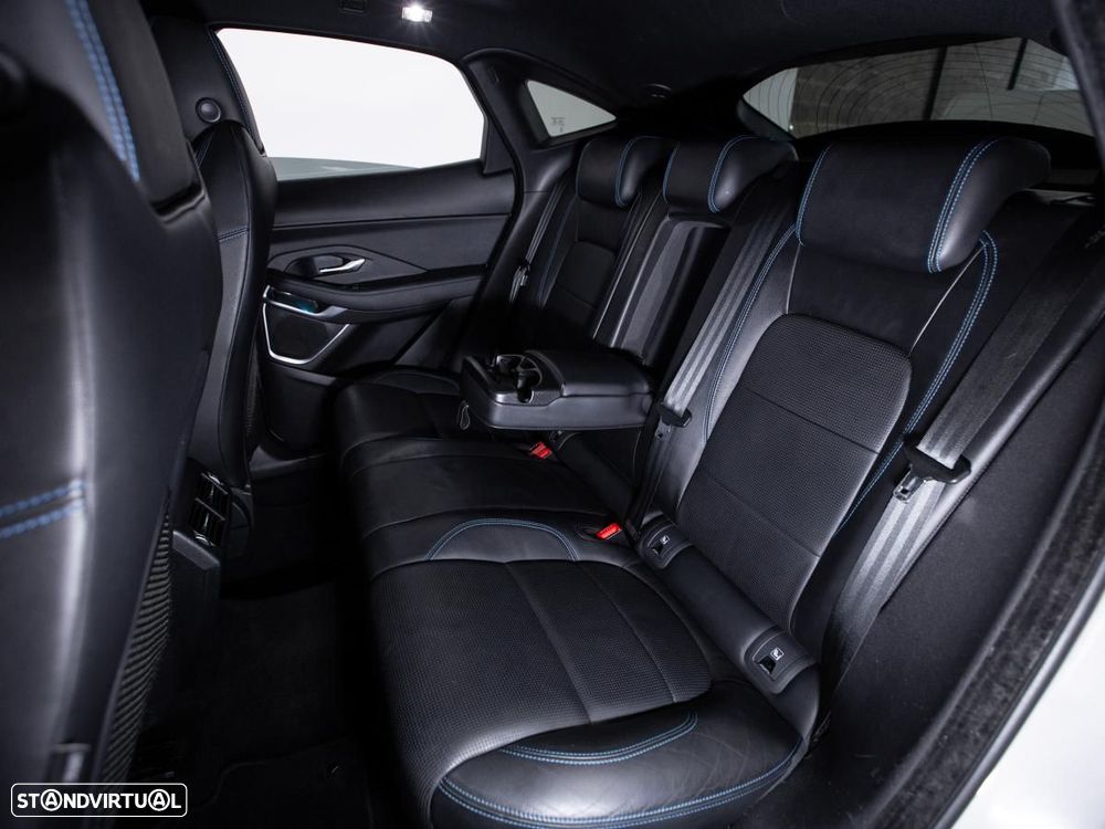 Jaguar E-Pace - 11