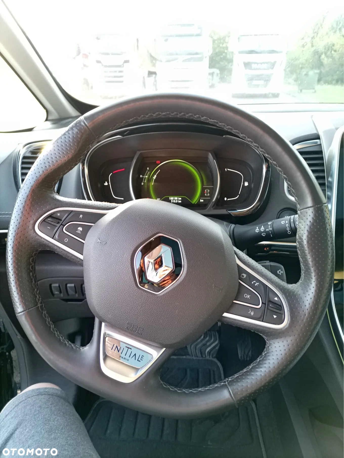 Renault Espace 1.6 dCi Energy Initiale Paris EDC - 7