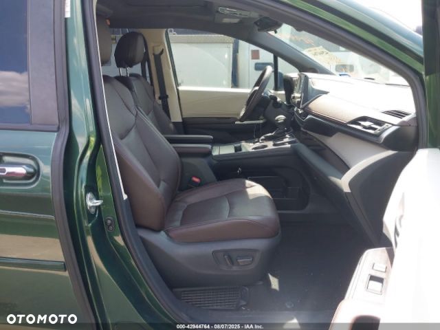 Toyota Sienna - 10