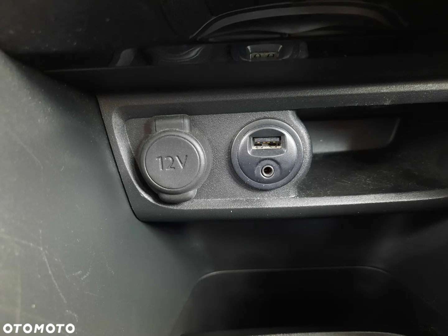 Peugeot 208 PureTech 110 Stop & Start EAT6 Allure - 37