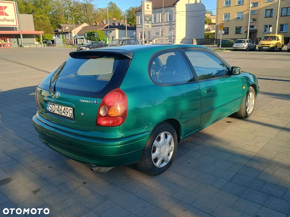 Toyota Corolla - 7