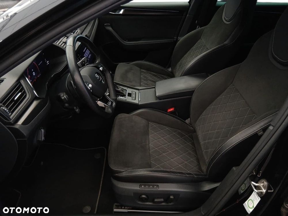 Skoda Superb 2.0 TDI SCR Sportline DSG - 11