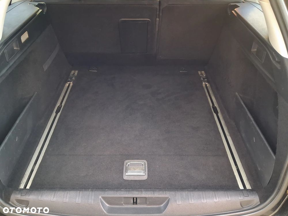 Peugeot 308 1.6 BlueHDi Allure S&S - 12
