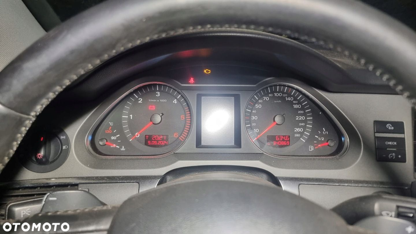 DESKA KONSOLA KOKPIT PASY AIRBAG AUDI A6 C6 04-08 EU - 8
