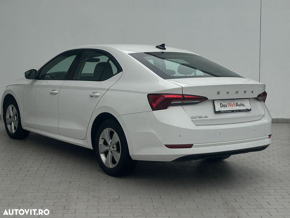 Skoda Octavia 2.0 TDI DSG Ambition - 4