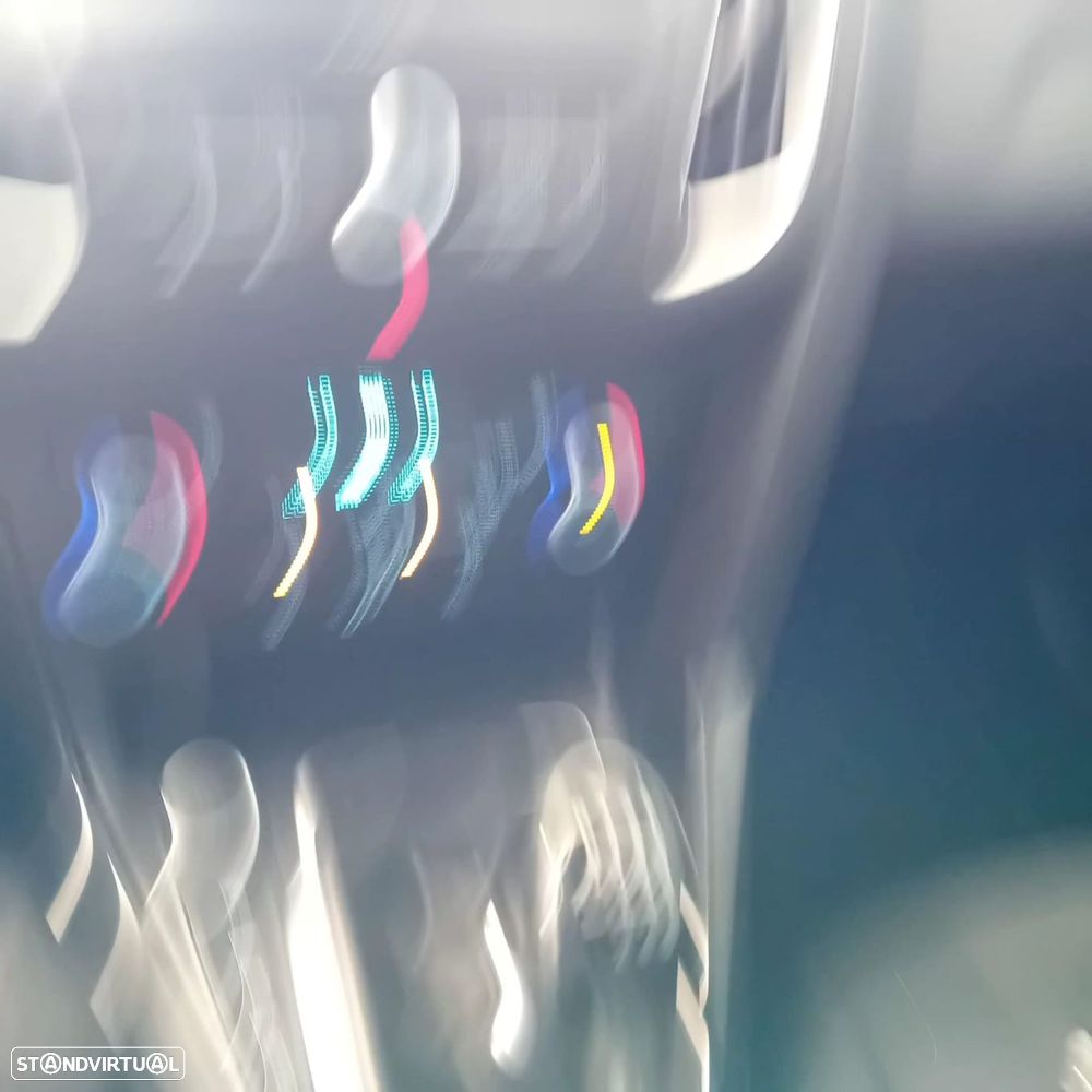 Ford Focus 1.5 TDCi ECOBlue Titanium - 10