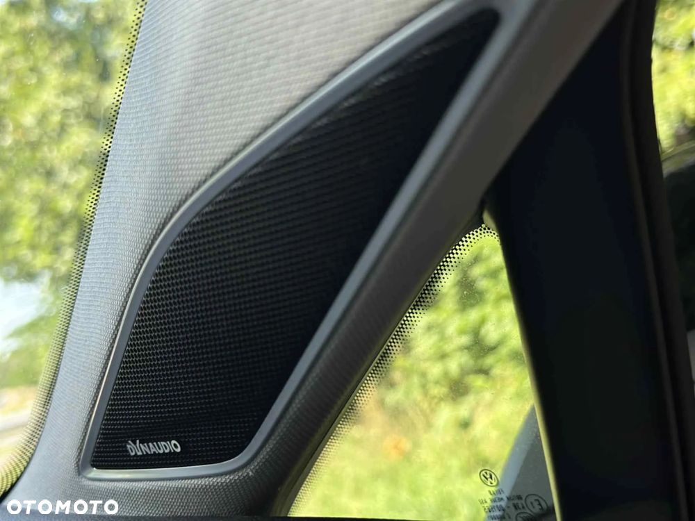 Volkswagen Golf - 12