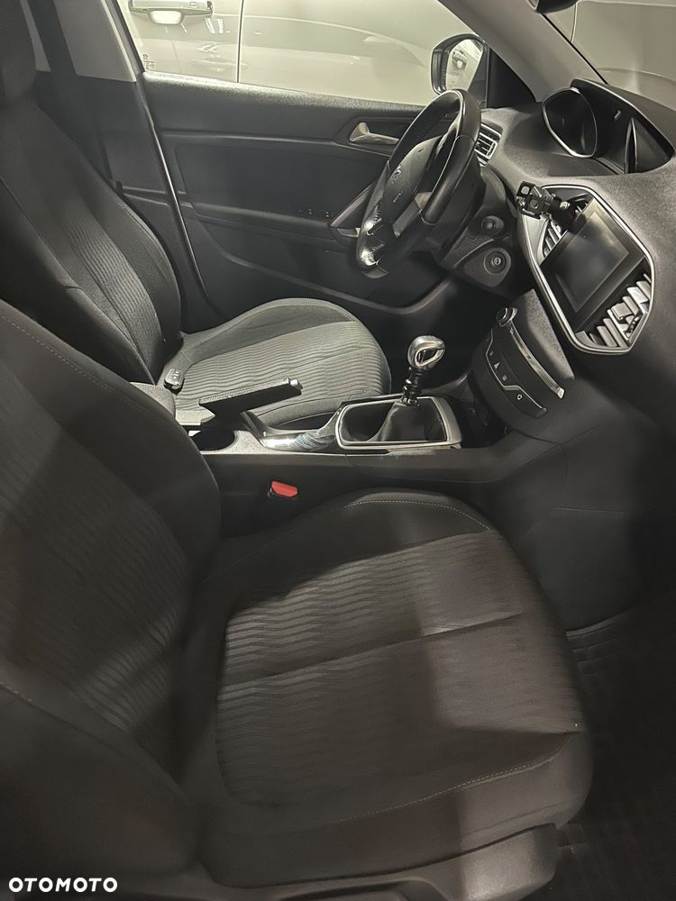 Peugeot 308 1.2 PureTech Active S&S - 18