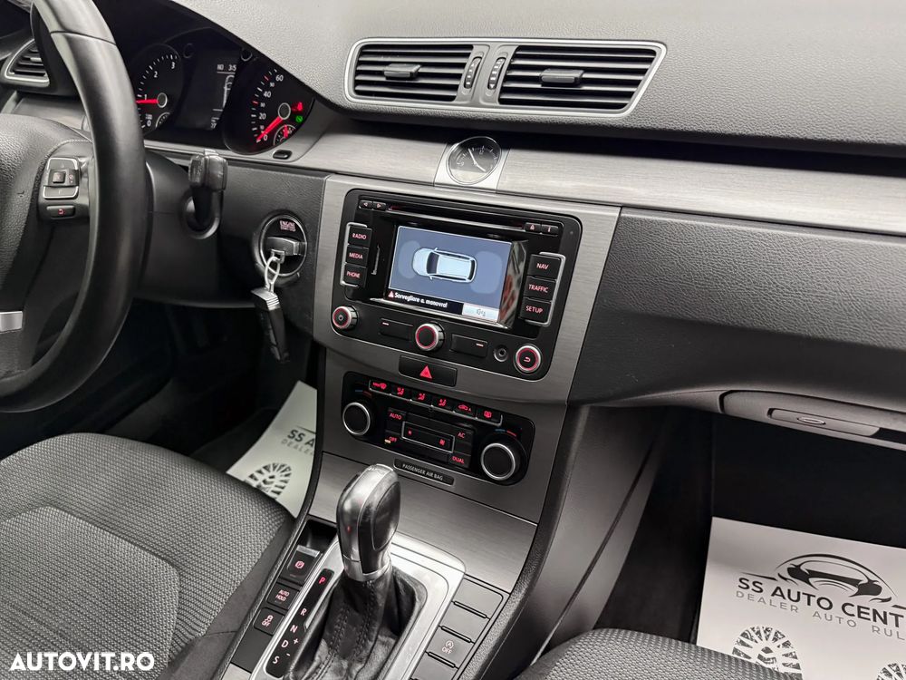 Volkswagen Passat 2.0 TDI BlueMotion Technology DSG Comfortline - 16