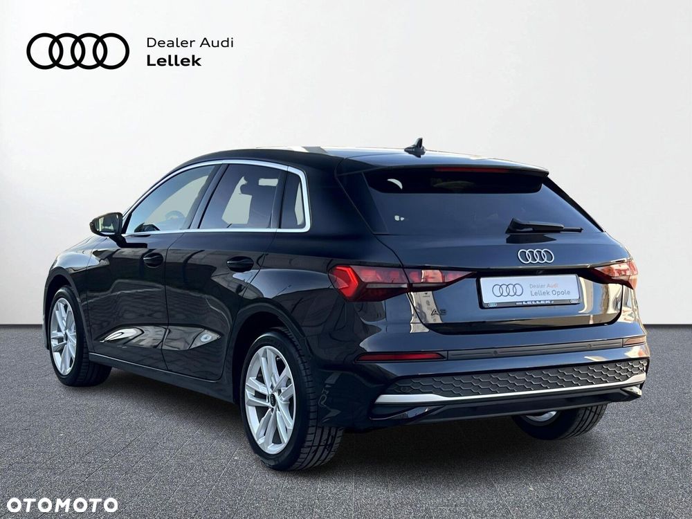 Audi A3 Sportback - 3