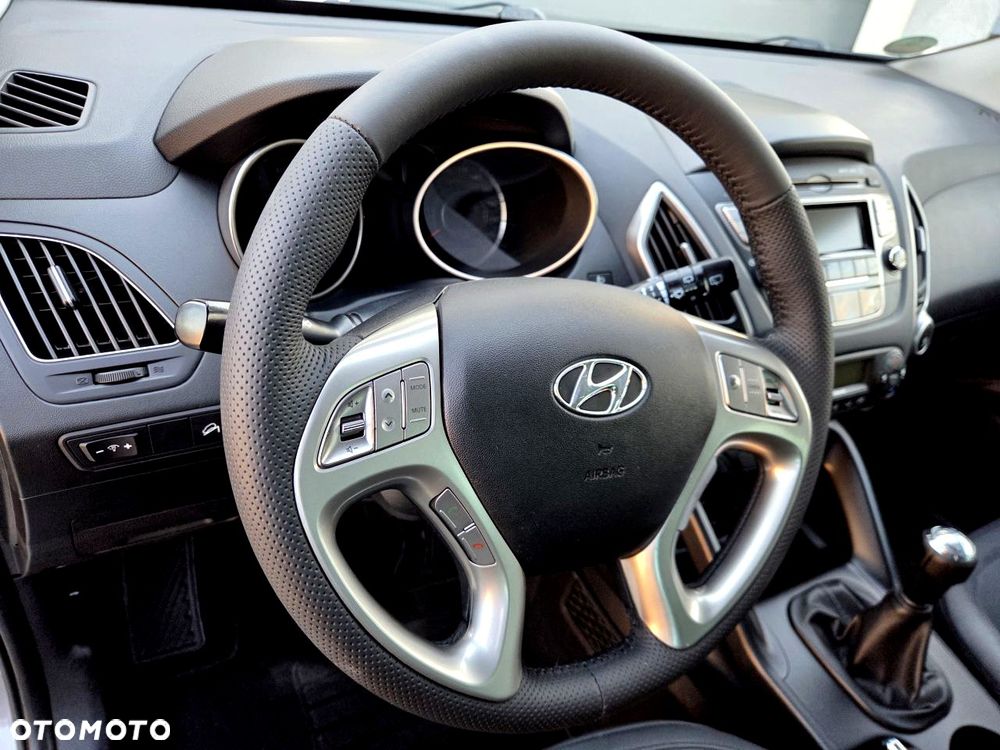 Hyundai ix35 - 24