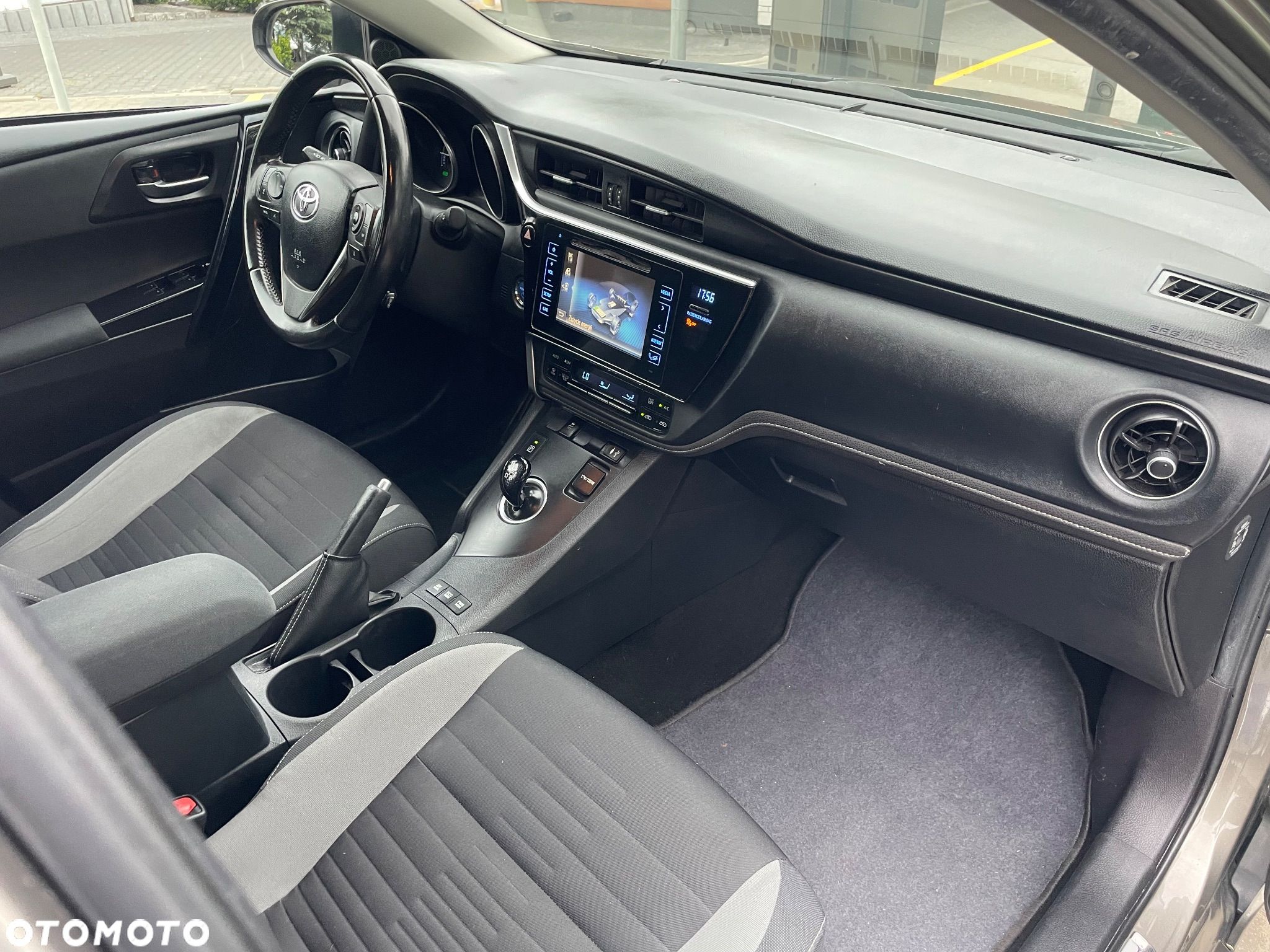 Toyota Auris 1.8 VVT-i Hybrid Automatik Life - 9