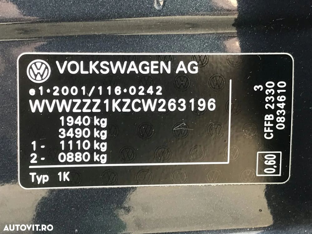 Volkswagen Golf 2.0 TDI DPF BlueMotion Technology DSG Comfortline - 9