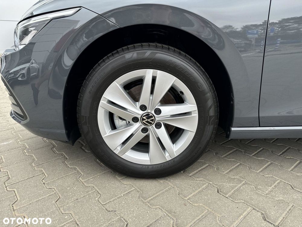 Volkswagen Golf - 10