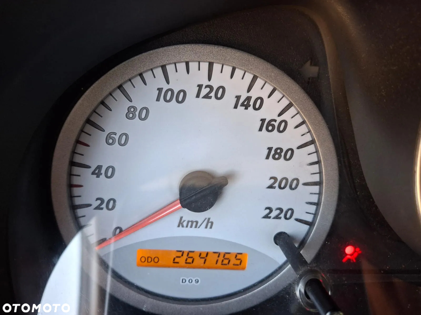 Toyota RAV4 2.0 VVT-i 4x4 - 11