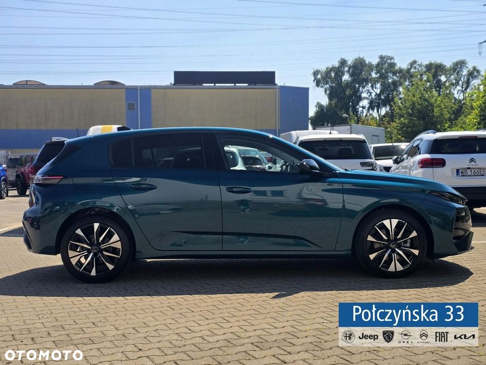 Peugeot 308 - 8
