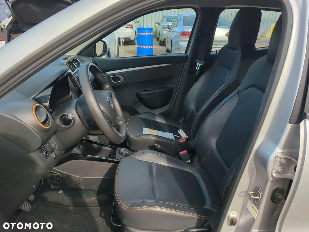 Dacia Spring 27.4kWh Comfort Plus - 9