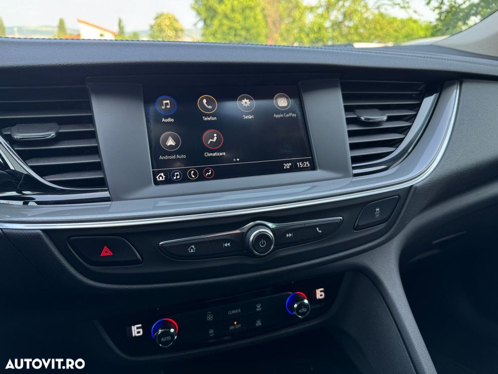 Opel Insignia - 10